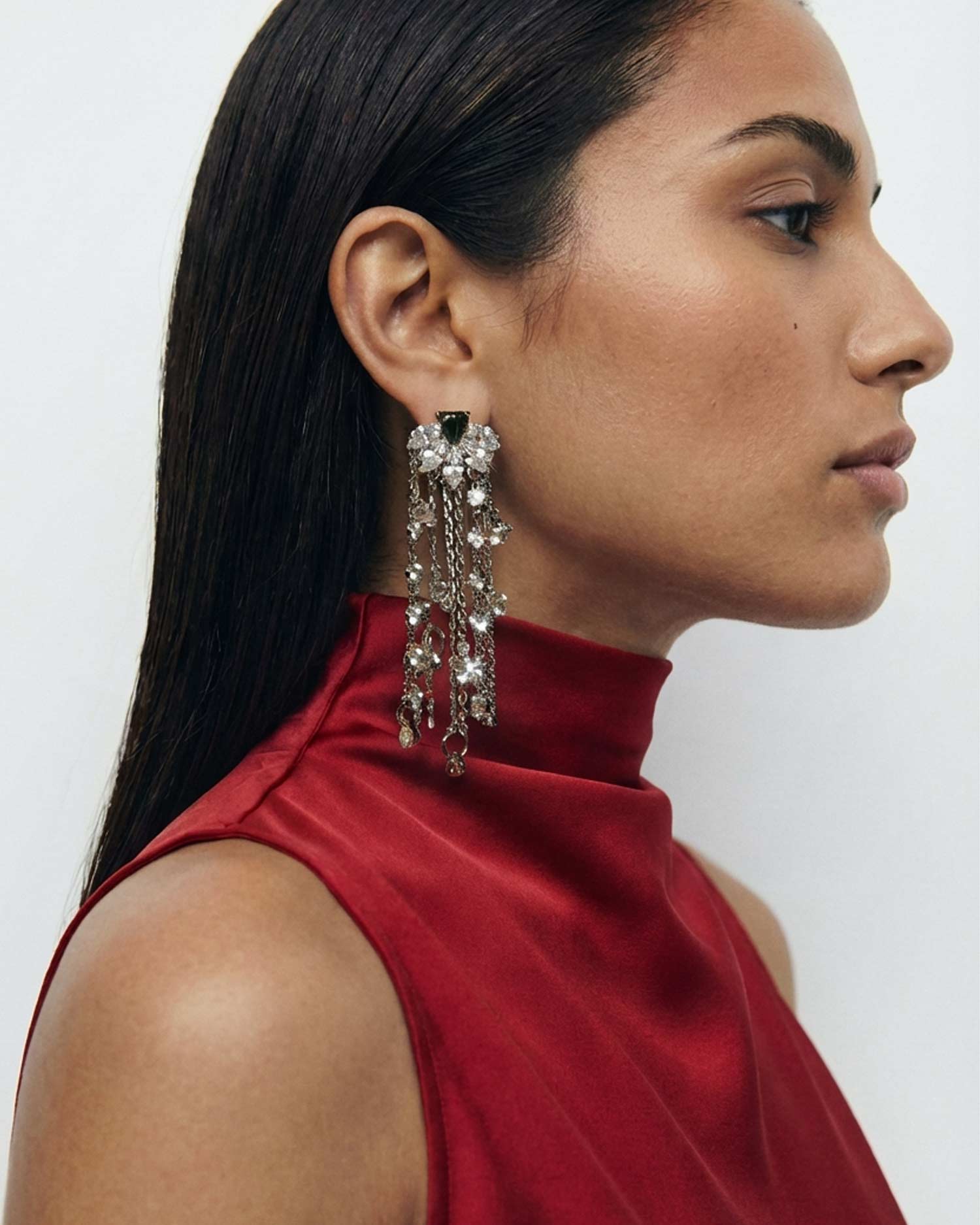 Длинные серьги ручной работы для вечернего образа