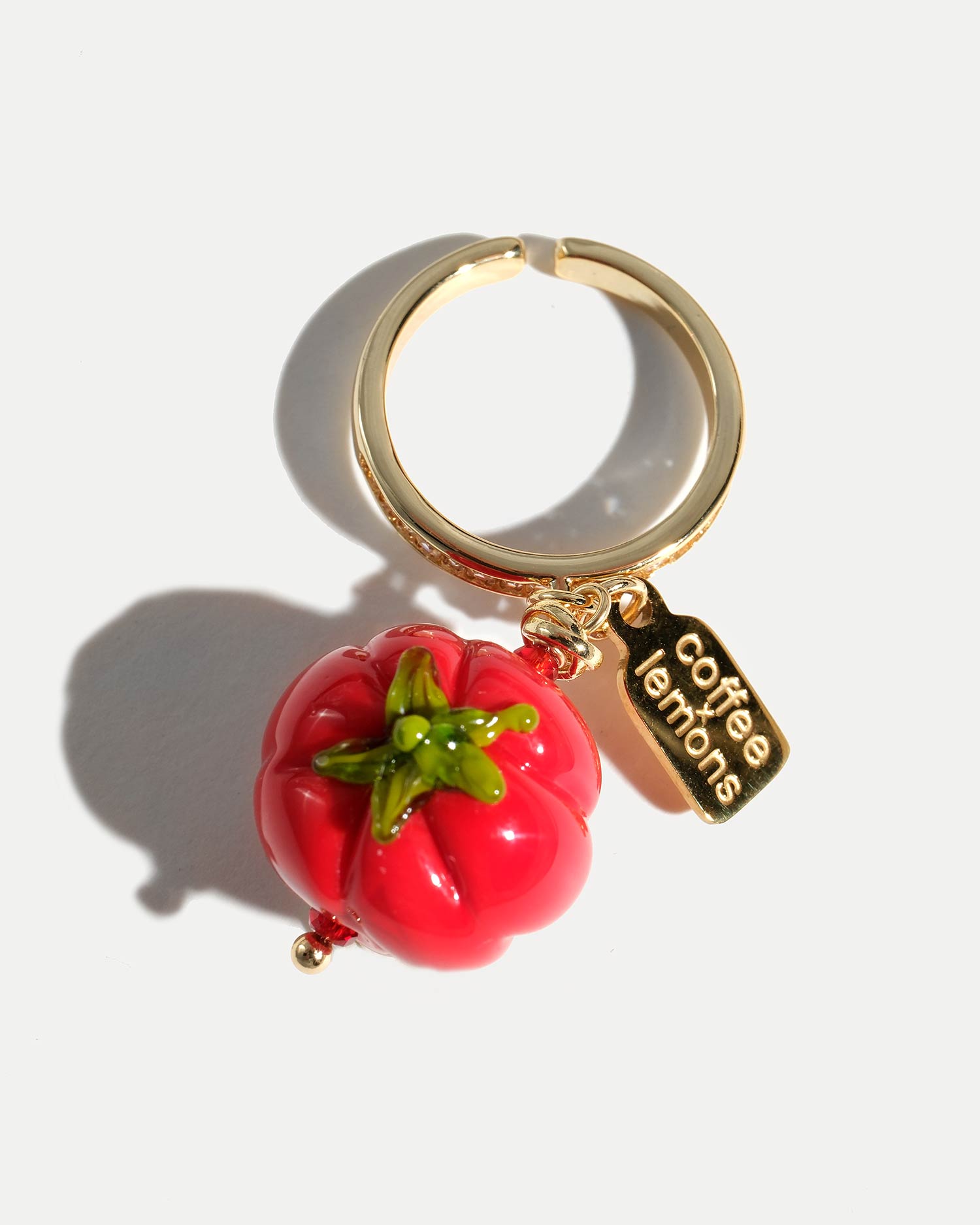 Кольцо с помидором золотое