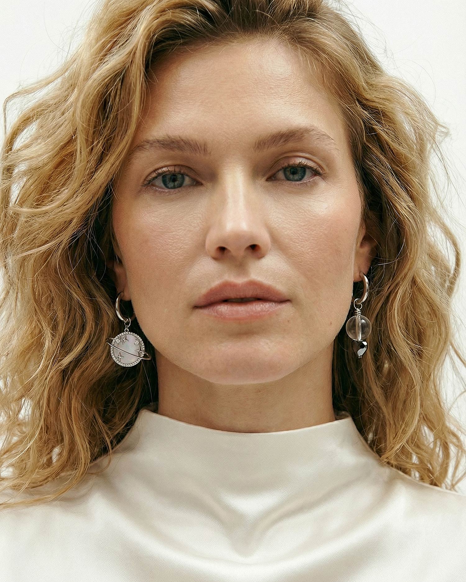 Серьги с планетами