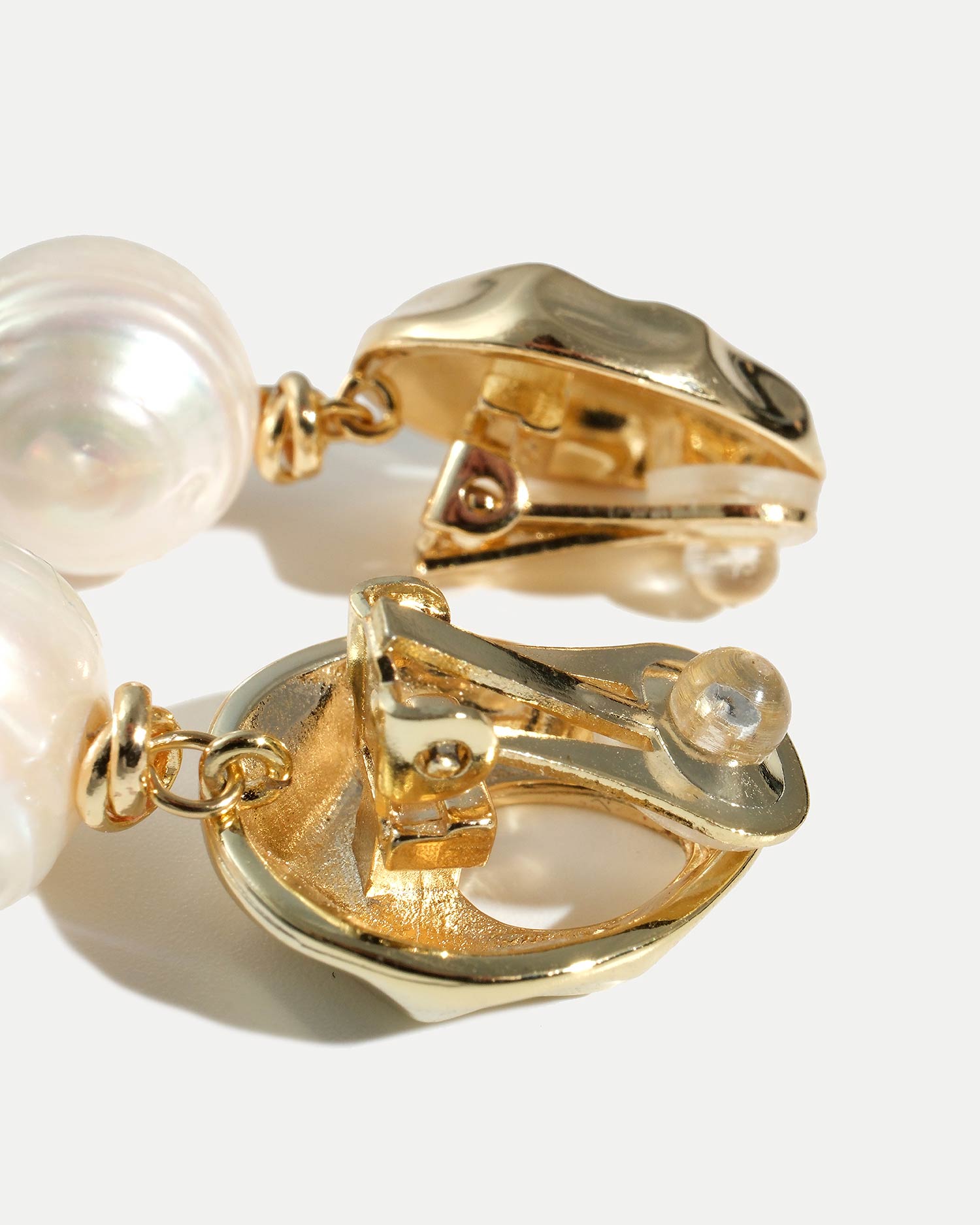 Дизайнерский клипсы с жемчужинами от COFFEE x LEMONS