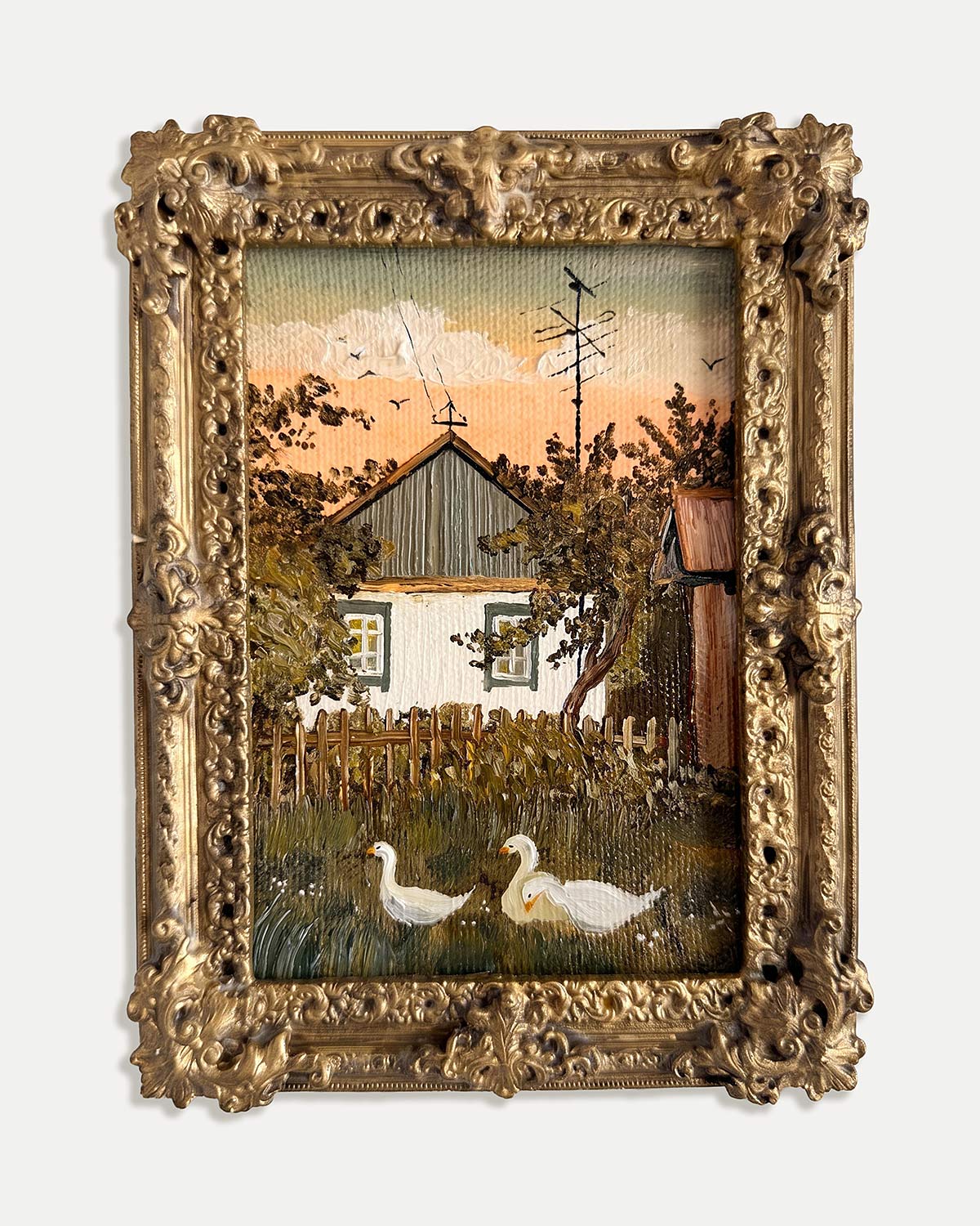 Живописная картина гуси, деревенский дом в деревне