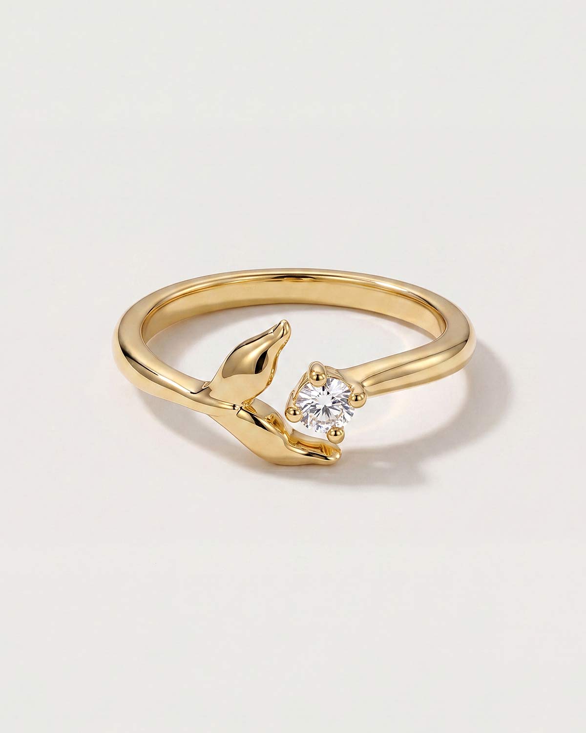 Золотое кольцо с фианитатом на фалангу