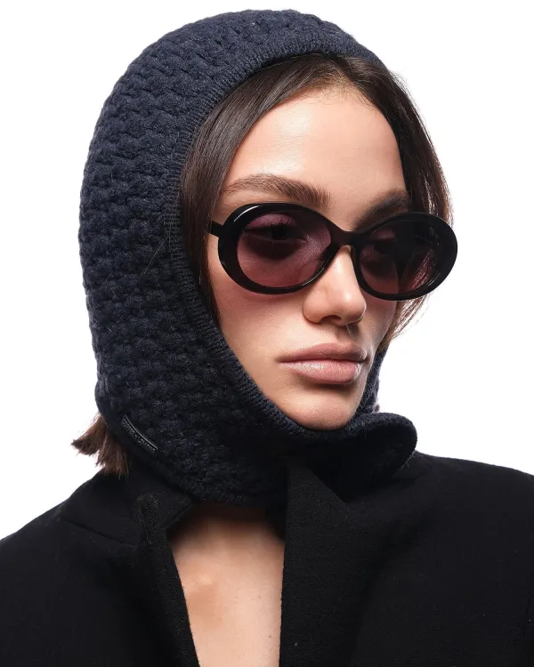 Темно-синий чепчик в стиле ретро-спорт связанный вручную COURCHEVEL 60s DARK BLUE