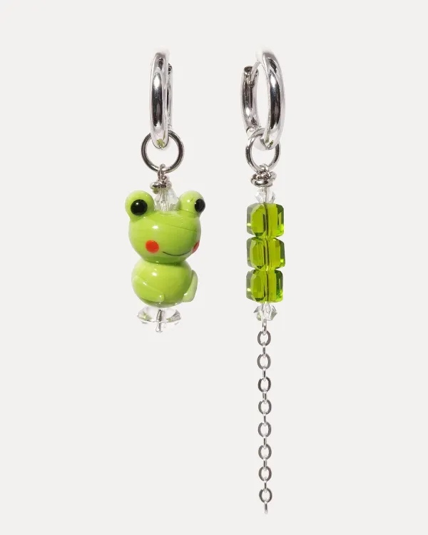 Серьги с лягушкой лэмпворк и зеленым бусинами из чешского стекла MONEY FROG от COFFEE x LEMONS