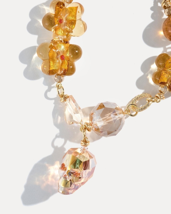 Колье с золотым черепом и камнями Swarovski на Хэллоуин вечеринку от COFFEE x LEMONS