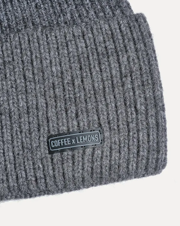 Серая теплая шапка на зиму из шерсти от COFFEE x LEMONS