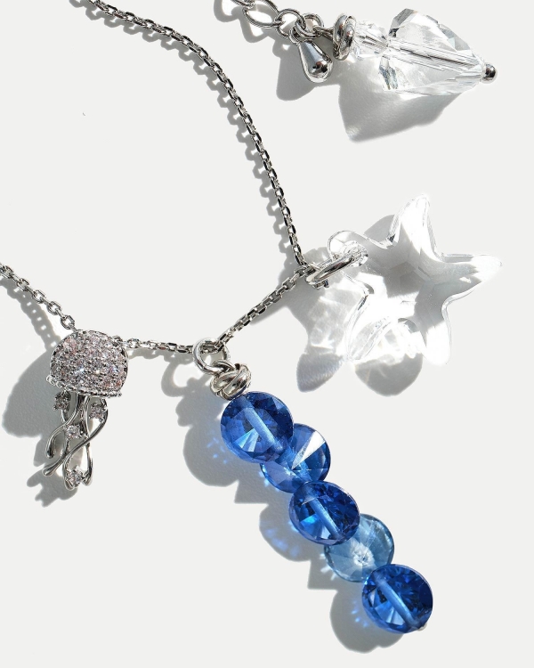 Колье в морской тематике с медузой и кристаллами Swarovski