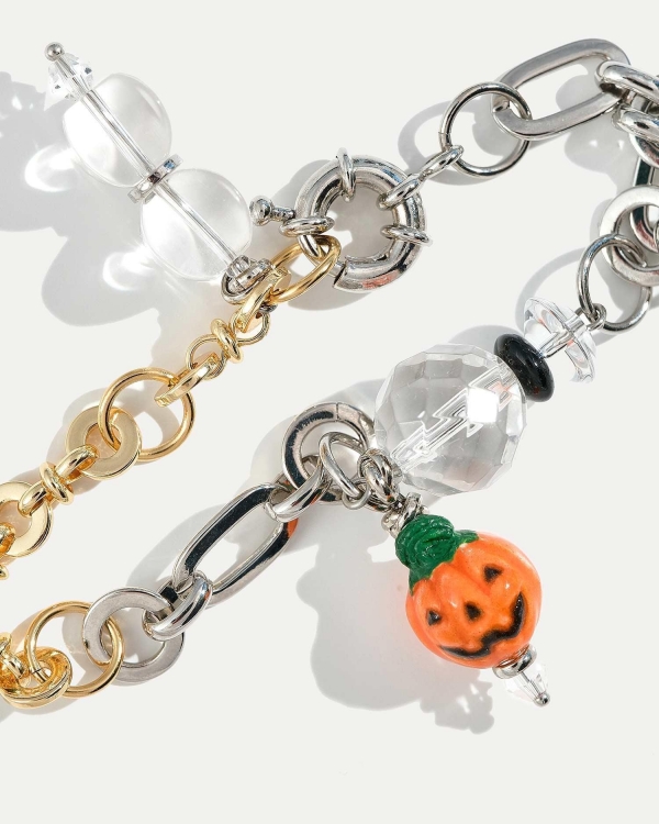Браслет в стиле Halloween с бусиной в виде тыквы от бренда COFFEE x LEMONS