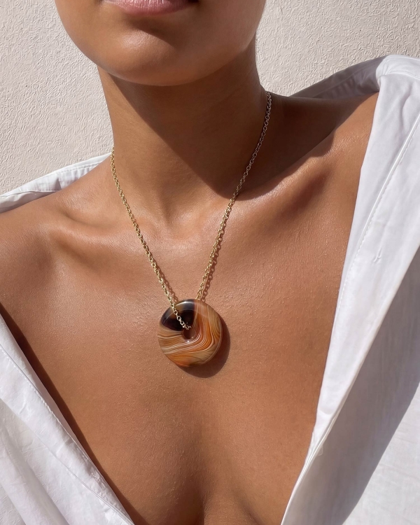 Колье с натуральным камнем