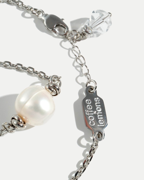 Браслет на серебряной цепочке с жемчужиной