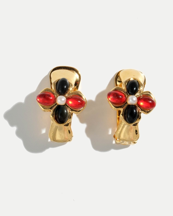 Винтажные клипсы с красными и черными кабошононами